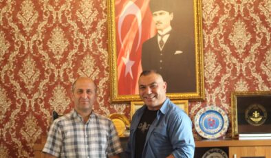 Osman İnce’den İlkadım Halk Eğitim Merkezi Müdürü’ne Ziyaret